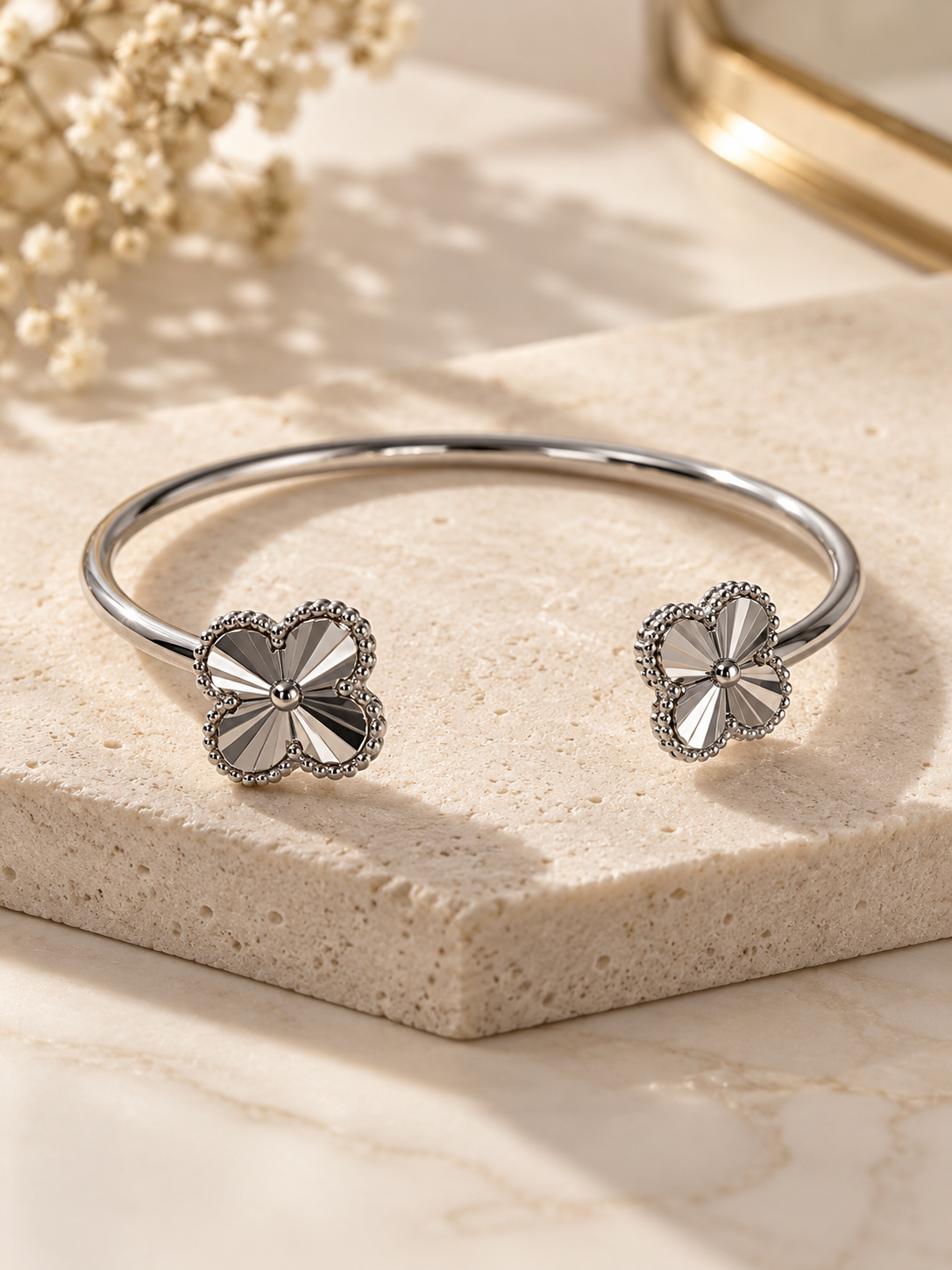 The Aurelia Rivet Clover Bangle - Silver