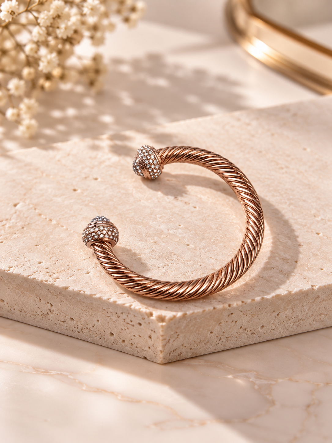 #Style_The Twisted Pavé Cuff Bracelet